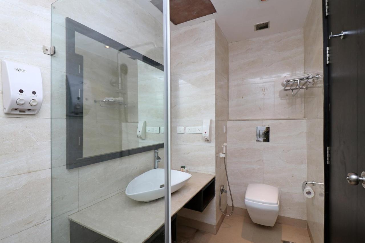 Capital O 19296 Joy Inn & Suites Bhiwadi Kültér fotó